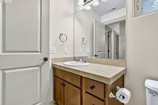 2052 NE 49th Way, Hillsboro, OR 97124 - Photo 30