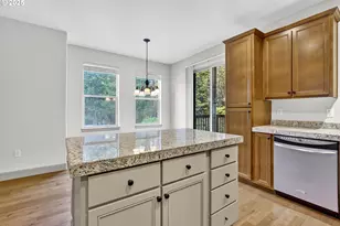 2052 NE 49th Way, Hillsboro, OR 97124 - Photo 10
