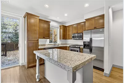 2052 NE 49th Way #4-H, Hillsboro, OR 97124 - Photo 8