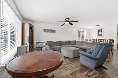 1802 NW 3rd St, Battle Ground, WA 98604 - Photo 4