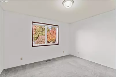 5640 SE Rancho St, Hillsboro, OR 97123 - Photo 26