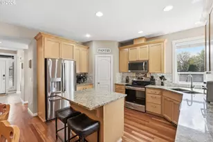 301 SW Bell Dr, Dallas, OR 97338 - Photo 18