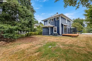 2021 N Sumner St, Portland, OR 97217 - Photo 16
