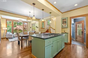 17367 Canal Cir, Lake Oswego, OR 97035 - Photo 8