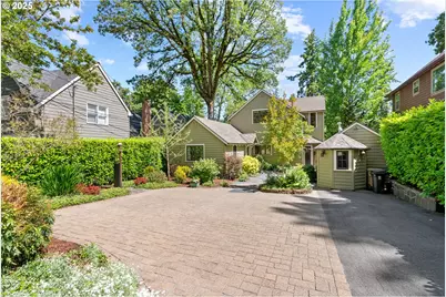 17367 Canal Cir, Lake Oswego, OR 97035 - Photo 2