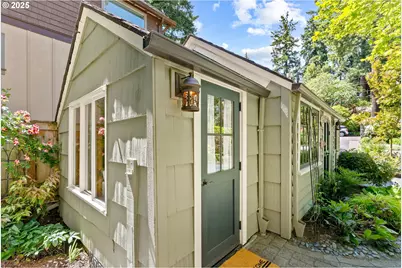 17367 Canal Cir, Lake Oswego, OR 97035 - Photo 30