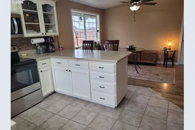 4548 Cambon St, Eugene, OR 97402 - Photo 8