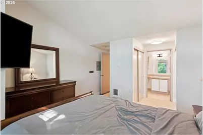 17618 NW Springville Rd, Portland, OR 97229 - Photo 20