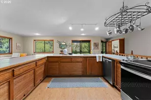 1963 SW Myers Pl, Gresham, OR 97080 - Photo 10