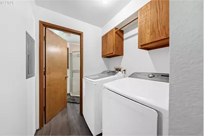 10024 Hubbard Creek Rd, Umpqua, OR 97486 - Photo 24