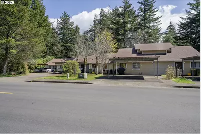 1320 Spruce St, Florence, OR 97439 - Photo 14