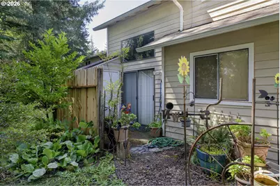 1320 Spruce St, Florence, OR 97439 - Photo 10