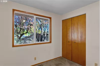 40 Briarcliff Dr, Eugene, OR 97404 - Photo 22