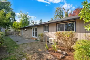 40 Briarcliff Dr, Eugene, OR 97404 - Photo 28