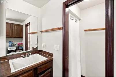 812 Garvord St, Lebanon, OR 97355 - Photo 30