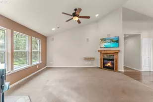 272 Schloeman Ln, Glide, OR 97443 - Photo 14