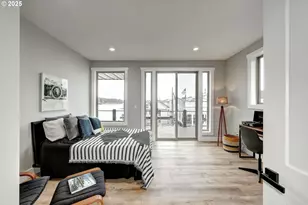 18989 NE Marine Dr, Portland, OR 97230 - Photo 24