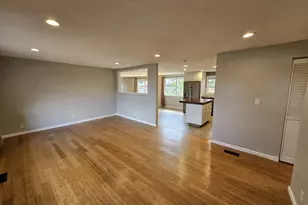 3127 W Chateau Ave, Roseburg, OR 97471 - Photo 10