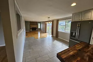 3127 W Chateau Ave, Roseburg, OR 97471 - Photo 6