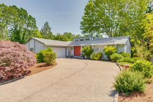 800 NW Michelbook Ln, McMinnville, OR 97128 - Photo 2