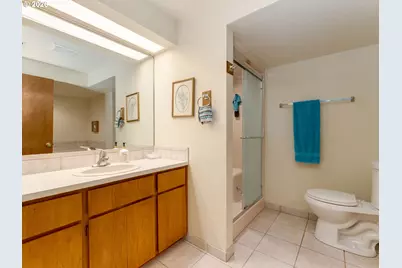 800 NW Michelbook Ln, McMinnville, OR 97128 - Photo 32