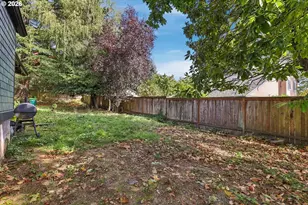 8270 SW Sorrento Rd, Beaverton, OR 97008 - Photo 32