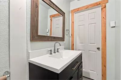 8270 SW Sorrento Rd, Beaverton, OR 97008 - Photo 14