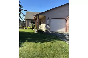 630 Benjamin Ave, Cottage Grove, OR 97424 - Photo 1