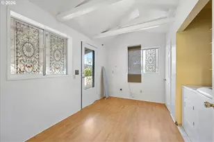 1401 S Water St, Silverton, OR 97381 - Photo 20