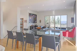 2490 Panorama Dr, Eugene, OR 97405 - Photo 16
