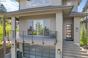 2490 Panorama Dr, Eugene, OR 97405 - Photo 4