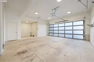 2490 Panorama Dr, Eugene, OR 97405 - Photo 38