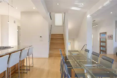 2490 Panorama Dr, Eugene, OR 97405 - Photo 20