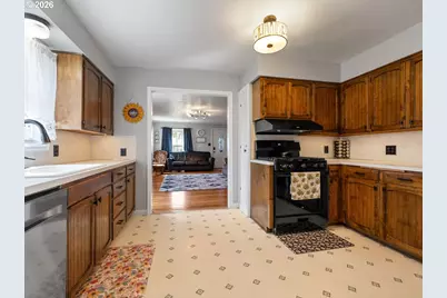 1531 Franklin St, Lebanon, OR 97355 - Photo 10