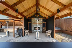363 S Empire Blvd, Coos Bay, OR 97420 - Photo 10