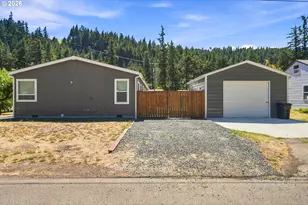 46852 Sunset Ave, Westfir, OR 97492 - Photo 2