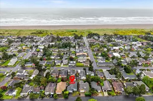 1658 S Edgewood St, Seaside, OR 97138 - Photo 2
