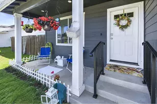 185 W Christy Ct, Yacolt, WA 98675 - Photo 4