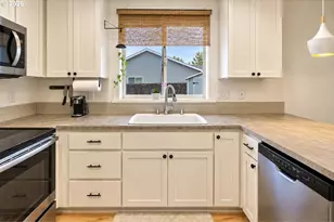 185 W Christy Ct, Yacolt, WA 98675 - Photo 10