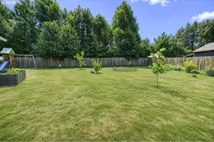 185 W Christy Ct, Yacolt, WA 98675 - Photo 2