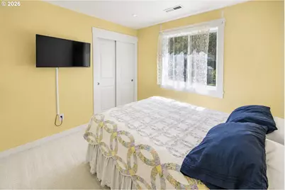 185 W Christy Ct, Yacolt, WA 98675 - Photo 32