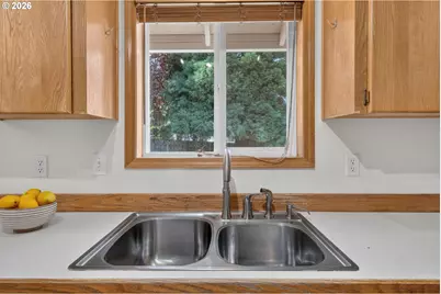 5089 NW 171st Pl, Portland, OR 97229 - Photo 14