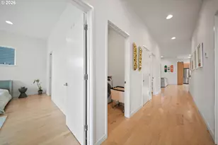 2076 NE Morgan St, Portland, OR 97211 - Photo 20