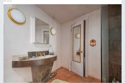 580 N Tomahawk Island Dr Dr, Portland, OR 97217 - Photo 26