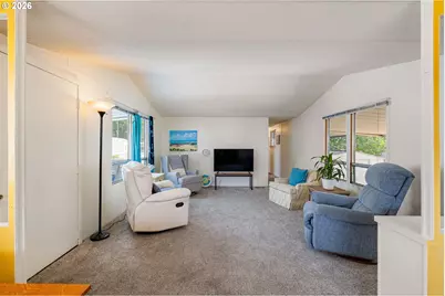 1475 Green Acres Rd #142, Eugene, OR 97408 - Photo 16