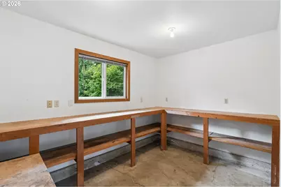 1175 Oak St, Silverton, OR 97381 - Photo 28