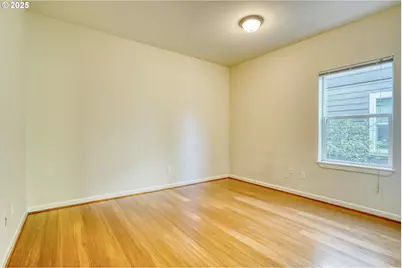 8320 N Princeton St, Portland, OR 97203 - Photo 12