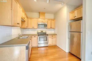 8320 N Princeton St, Portland, OR 97203 - Photo 18