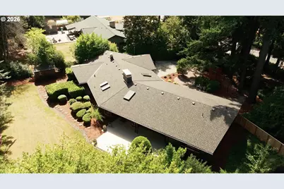 5100 SW Laurelwood Ave, Portland, OR 97225 - Photo 46