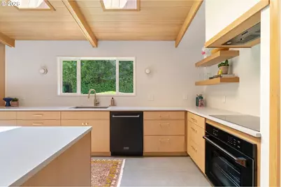 5100 SW Laurelwood Ave, Portland, OR 97225 - Photo 26